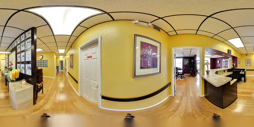 Used Car Dealer «My VIP Auto Sales», reviews and photos, 234 E Merritt Island Causeway, Merritt Island, FL 32952, USA