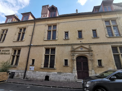 Photo du Banque Société Générale à Moret-Loing-et-Orvanne