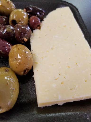 Wine Store «The Wine & Cheese Place», reviews and photos, 14748 Clayton Rd, Ballwin, MO 63011, USA