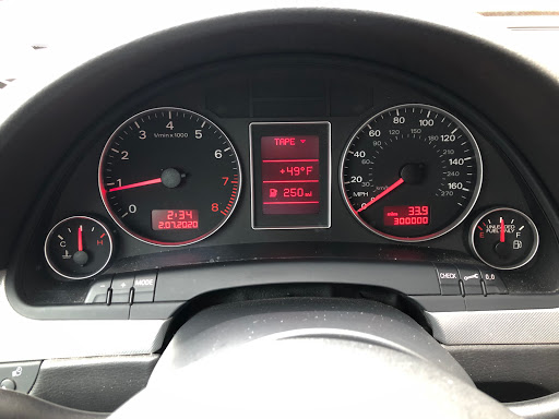 Audi Dealer «Audi Beaverton», reviews and photos, 13745 SW Tualatin Valley Hwy, Beaverton, OR 97005, USA