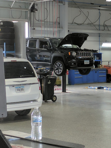 Car Dealer «Deery of Ames Chrysler Dodge Jeep Ram», reviews and photos, 1700 SE 16th St, Ames, IA 50010, USA