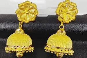 Shri Tirupati jewellers- Gold and Diamonds image