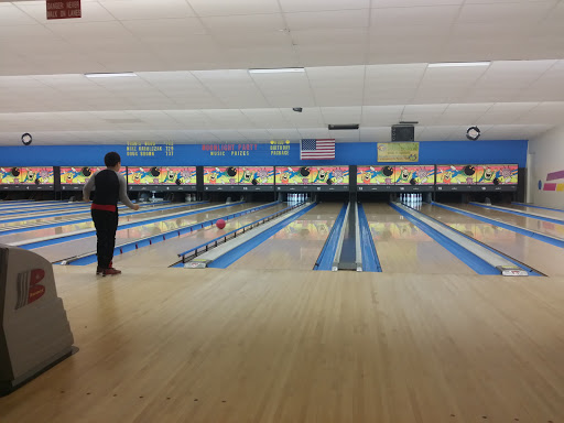 Bowling Alley «Medford Bowling Center», reviews and photos, 665 Stokes Rd, Medford, NJ 08055, USA