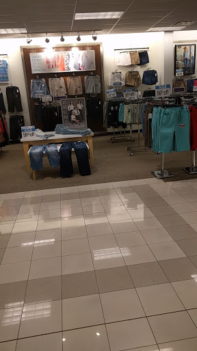 Department Store «Bealls Store», reviews and photos, 2671 W Osceola Pkwy, Kissimmee, FL 34741, USA
