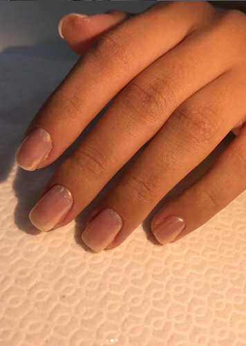 חני לק גל בבני ברק - chani nail studio - מכון יופי