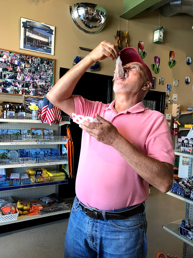 Grocery Store «Holland International Market», reviews and photos, 9835 Belmont St, Bellflower, CA 90706, USA