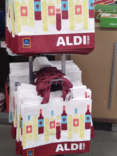 Supermarket «ALDI», reviews and photos, 746 S Philadelphia Blvd, Aberdeen, MD 21001, USA