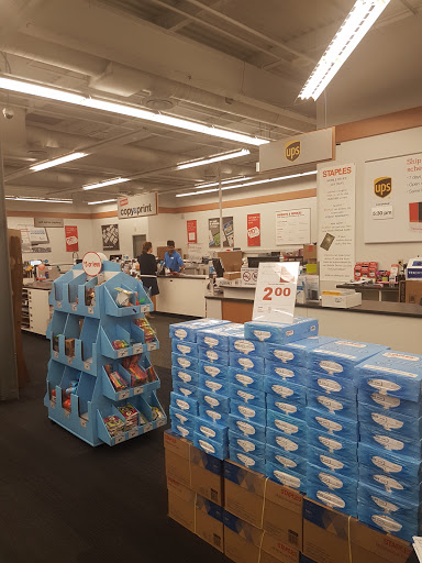 Office Supply Store «Staples», reviews and photos, 1297 E Putnam Ave, Riverside, CT 06878, USA