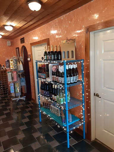 Winery «Paris Winery», reviews and photos, 2982 Harvey Bowden Rd, Paris, TN 38242, USA