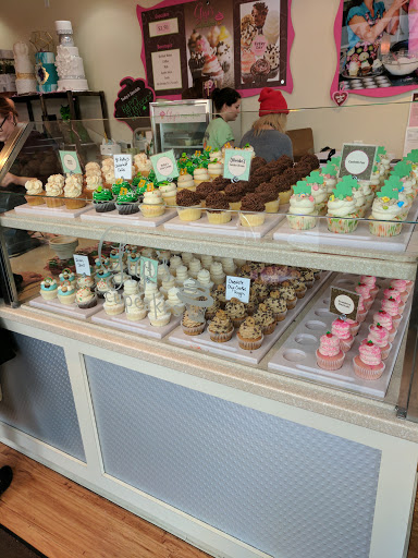 Shopping Mall «Hilldale Shopping Center», reviews and photos, 726 N Midvale Blvd, Madison, WI 53705, USA