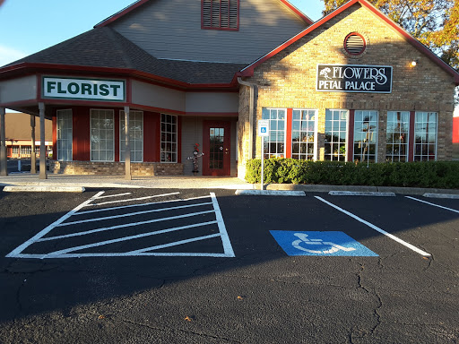 Florist «Petal Palace», reviews and photos, 15033 Nacogdoches Rd # 300, San Antonio, TX 78247, USA