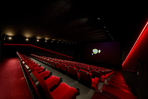 Theaters on Saturdays of Rotterdam
