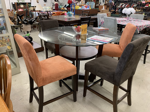 Thrift Store «JUNK 4 UR TRUNK THRIFT STORE», reviews and photos, 5494 New Jesup Hwy, Brunswick, GA 31523, USA