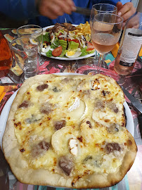 Plats et boissons du Restaurant Pizza Mr'A ( Chez Helene ) à Boulogne-sur-Gesse - n°9