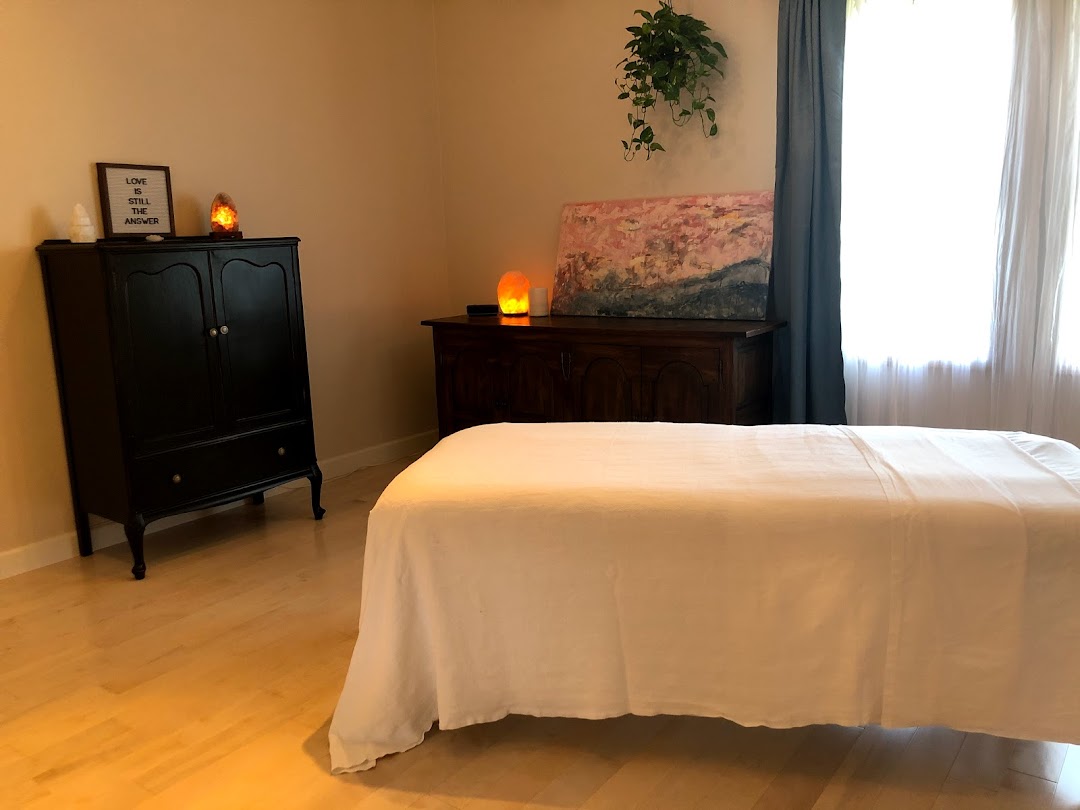 Inner Light Massage Therapy & Reiki (By appointment only)