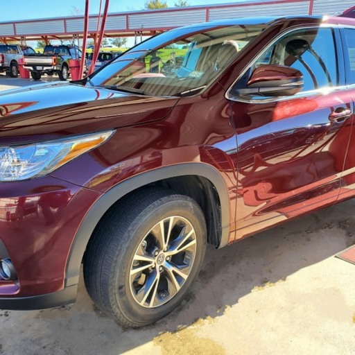 Drew's Car Wash - Wellborn Rd en College Station