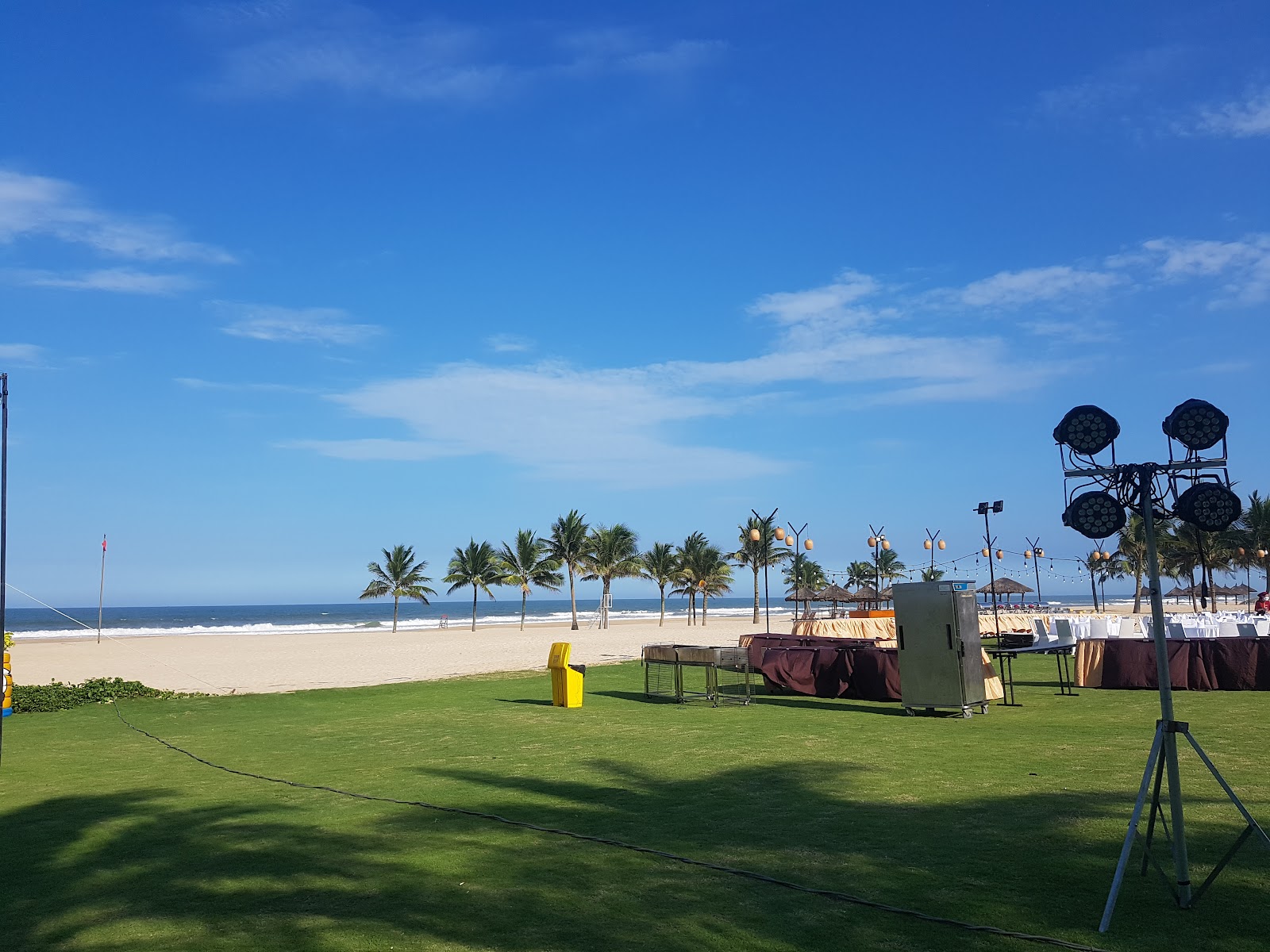 Foto van Thang Binh Beach hotelgebied