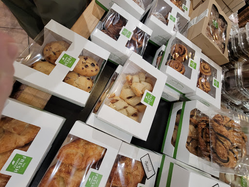 Grocery Store «The Fresh Market», reviews and photos, 223 Greenville Hwy, Hendersonville, NC 28792, USA