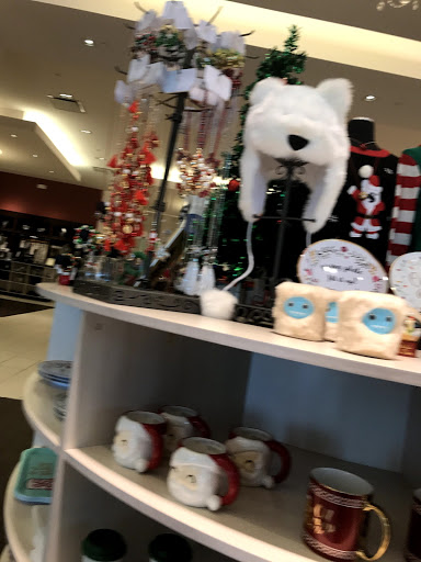 Fashion Accessories Store «Charming Charlie», reviews and photos, 5175 Deerfield Blvd, Mason, OH 45040, USA