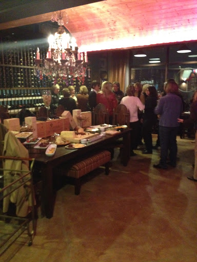 Wine Store «Wine Shoe», reviews and photos, 339 Nelson St SW, Atlanta, GA 30313, USA