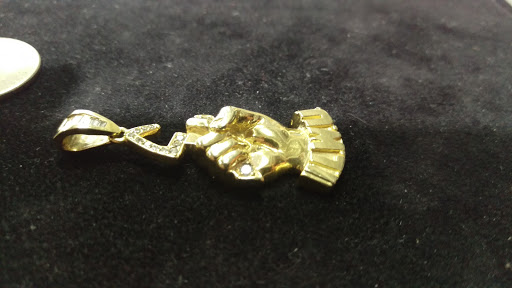Wholesale Jeweler «Rons Jewelers», reviews and photos, 980 N Western Ave #1, San Pedro, CA 90732, USA