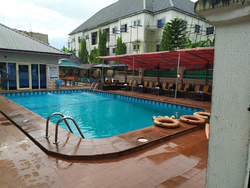 Leezon Hotel And Suites, KM 1.5 Ogbogoro/Eliparanwo, Off St John Junction, Iwofe, Rumuolumeni Road, Port Harcourt, Nigeria, Motel, state Rivers