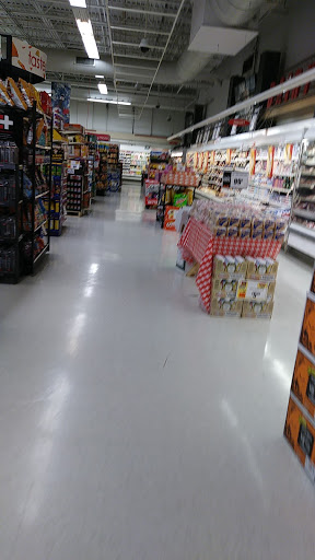 Supermarket «TOPS Friendly Markets», reviews and photos, 710 Lake Ave, Rochester, NY 14613, USA