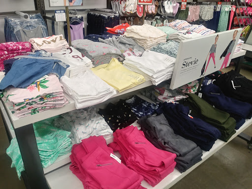 Clothing Store «Old Navy», reviews and photos, 3581 N Freeway Blvd, Sacramento, CA 95834, USA