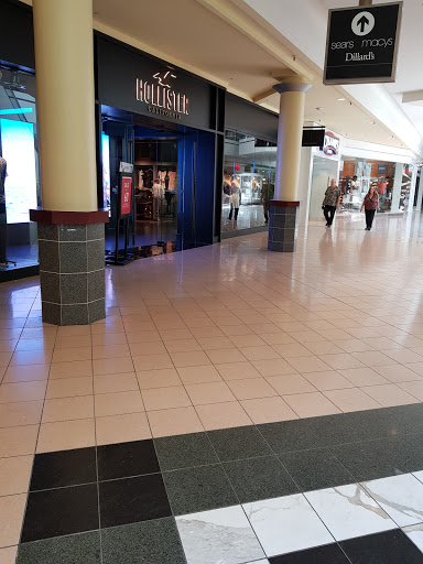 Shopping Mall «Altamonte Mall», reviews and photos, 451 E Altamonte Dr, Altamonte Springs, FL 32701, USA
