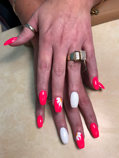 Nail Salon «Corbin Nails Salon», reviews and photos, 1019 Cumberland Falls Hwy # 12, Corbin, KY 40701, USA