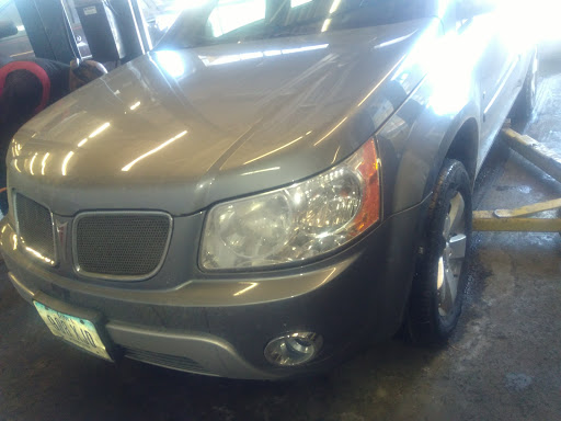 Auto Repair Shop «Meineke Car Care Center», reviews and photos, 2401 Westown Pkwy, West Des Moines, IA 50266, USA