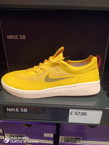 Comments and reviews of Nike Factory Store Swindon