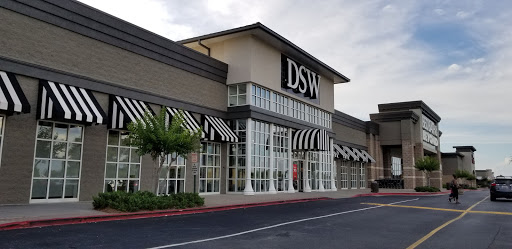Shoe Store «DSW Designer Shoe Warehouse», reviews and photos, 840 Ernest W Barrett Pkwy NW, Kennesaw, GA 30144, USA