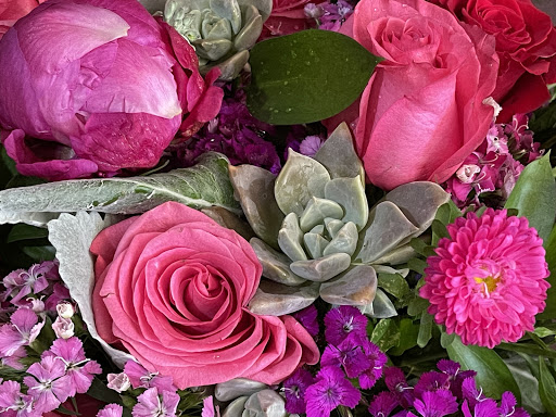 Florist «Foothills Floral Gallery», reviews and photos, 4647 E Chandler Blvd # 10, Phoenix, AZ 85048, USA