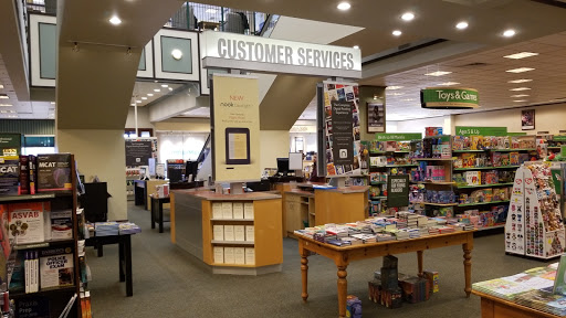 Book Store «Barnes & Noble Oxford Valley», reviews and photos, 210 Commerce Blvd, Fairless Hills, PA 19030, USA