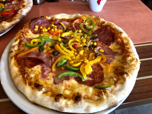 Roberto’s Pizzeria Café en Gaißau