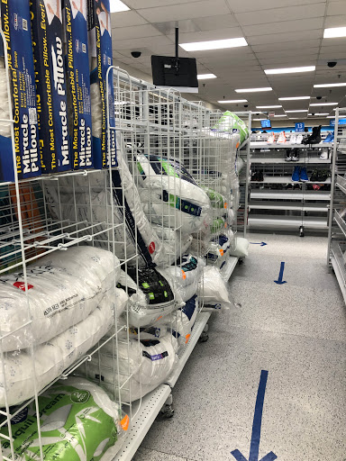 Clothing Store «Ross Dress for Less», reviews and photos, 6298 Seven Corners Center, Falls Church, VA 22044, USA