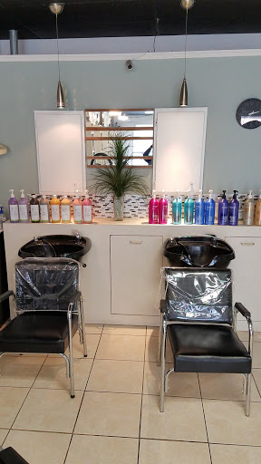 Hair Salon «The Edge-Full Services Salon», reviews and photos, 1941 Lower Hunters Trace, Louisville, KY 40216, USA