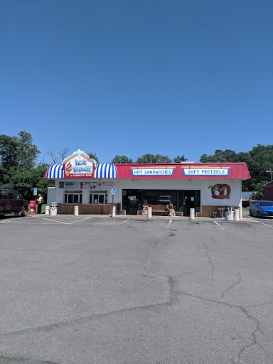 Ice Cream Shop «Ice Shack», reviews and photos, 104 N Water St, Mill Hall, PA 17751, USA