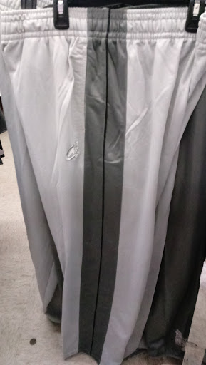 Discount Store «Factory 2-U (Fallas Discount Stores)», reviews and photos, 860 Gray Ave, Yuba City, CA 95991, USA