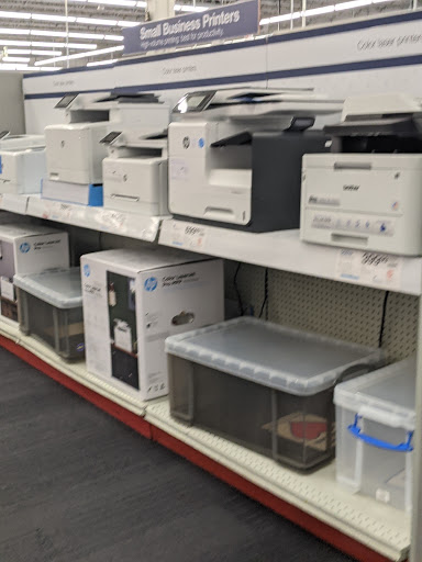 Office Supply Store «Staples», reviews and photos, 1129 Riverdale St, West Springfield, MA 01089, USA