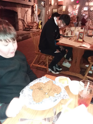 American Restaurant «Cracker Barrel Old Country Store», reviews and photos, 228 Mall Blvd, Bloomsburg, PA 17815, USA