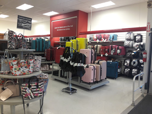 Department Store «T.J. Maxx», reviews and photos, 700 Broadway, Westwood, NJ 07675, USA