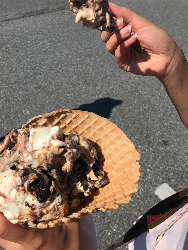 Ice Cream Shop «Cold Stone Creamery», reviews and photos, 5705 Richards Valley Rd, Ellicott City, MD 21043, USA