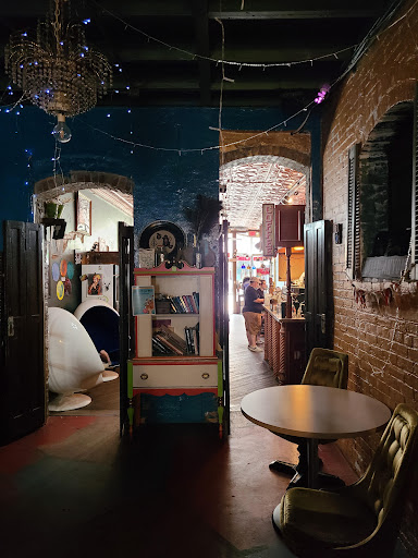 Coffee Shop «The Creme Coffee House», reviews and photos, 109 E 2nd St, Owensboro, KY 42303, USA