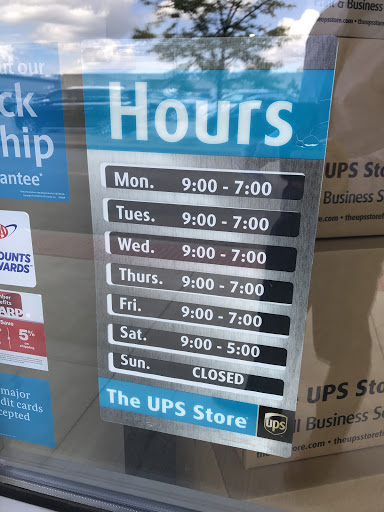 Shipping and Mailing Service «The UPS Store», reviews and photos, 2400 Oxford Dr, Bethel Park, PA 15102, USA