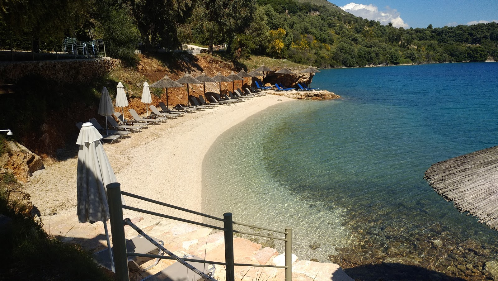 Foto av Vraxos beach med små multi -vikar