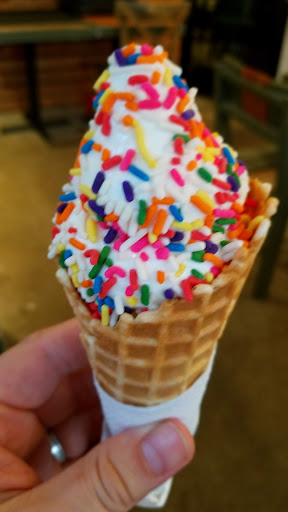 Ice Cream Shop «Cow Tipping Creamery», reviews and photos, 4715 S Lamar Blvd, Austin, TX 78745, USA