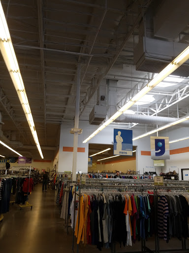 Thrift Store «Dysart Goodwill Retail Store & Donation Center», reviews and photos, 5116 N Dysart Rd, Litchfield Park, AZ 85340, USA