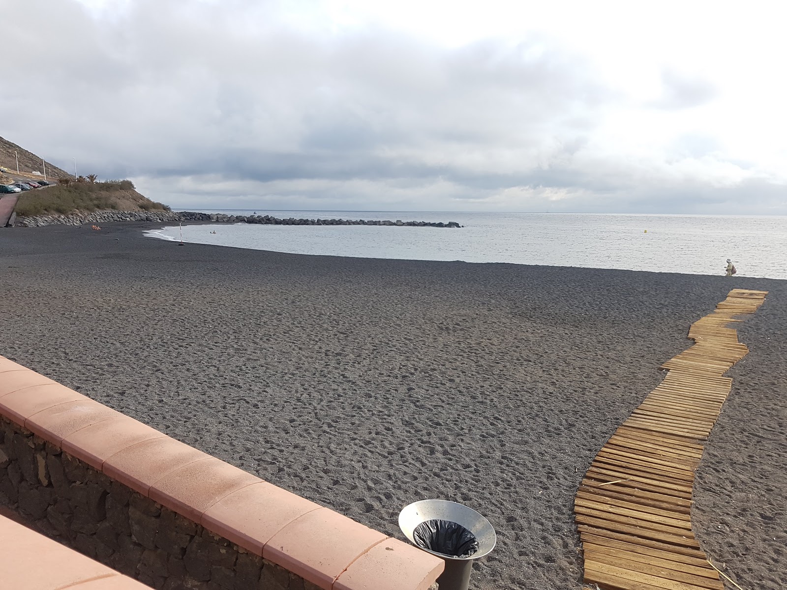 Foto de Playa de la Nea - lugar popular entre os apreciadores de relaxamento